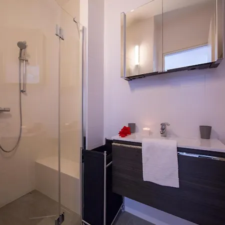 Casa Laura 3 * Менаджо